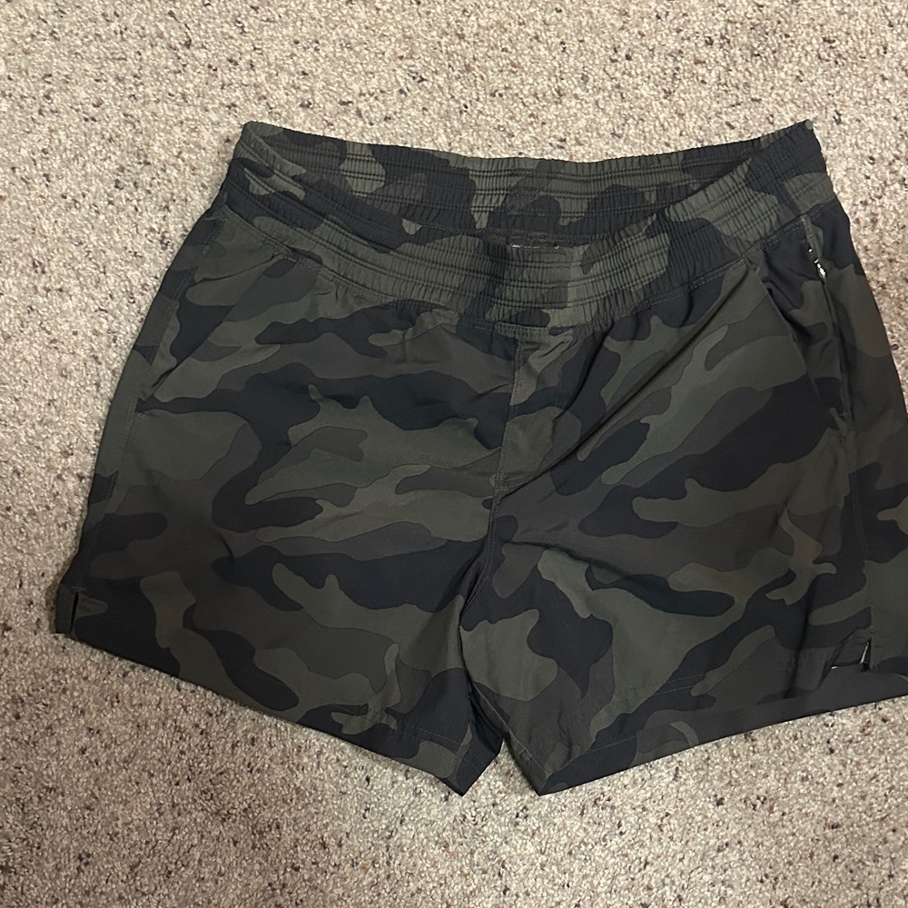 Old Navy Camo Athletic Shorts - Olive & Black